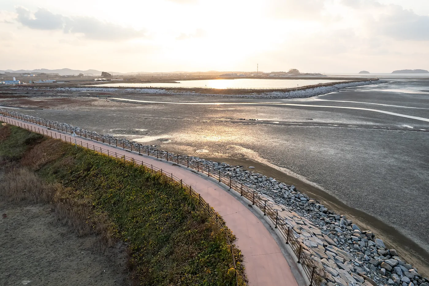 7 Best Mudflat Trips Near Seoul: Clam Digging, Islands & Sunsets