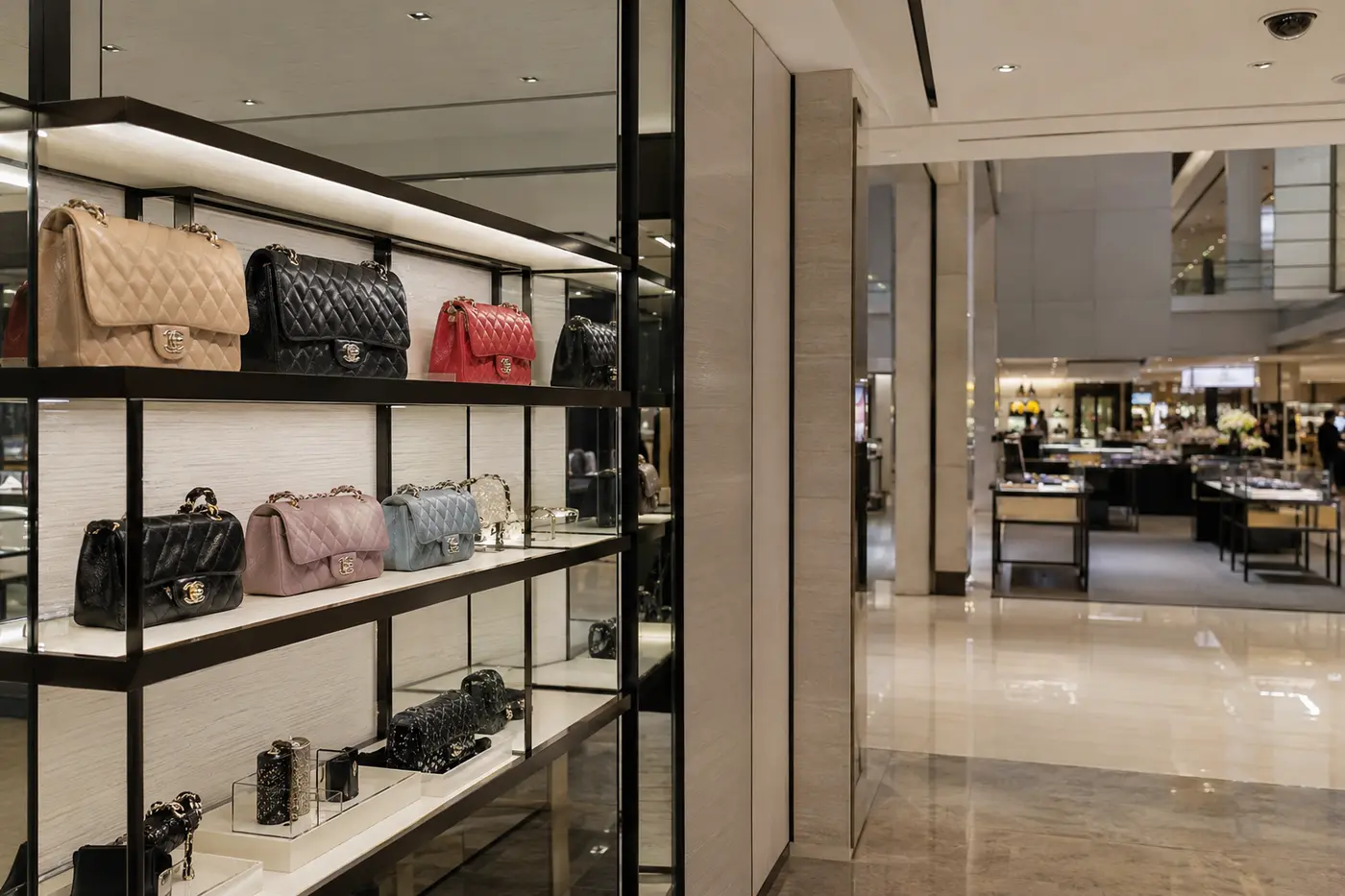 Where to Buy Chanel in Seoul: Flagships, Department Stores or Pre-Owned?